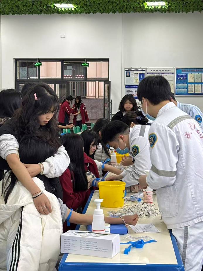 D:\SOFT_PHP_PACKAGE\phptmp\phpF9FB.tmp